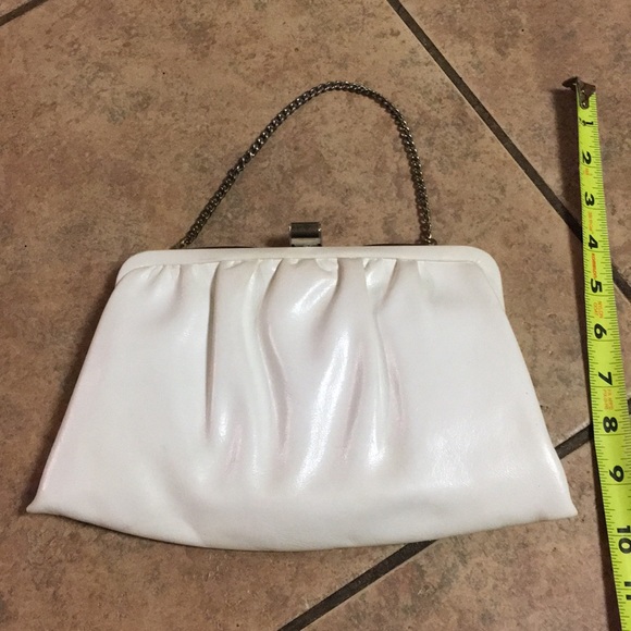 Vintage white Andé clutch - Picture 3 of 4